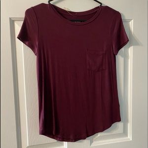 aeropostale maroon t shirt